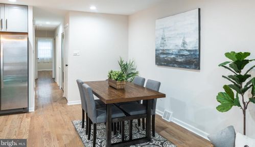 8122 Dorcas St, Philadelphia PA 19111-4112 exterior