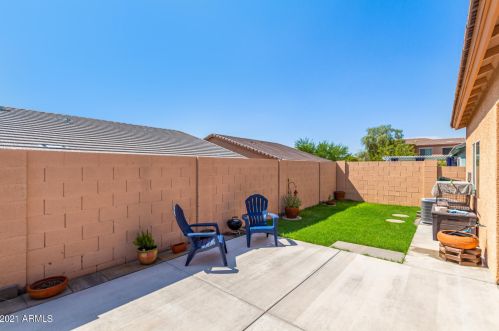 8216 4 Ave, Phoenix AZ 85041-5743 exterior