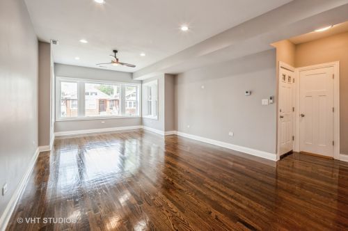 7215 Ridgeland Ave, Chicago IL 60649-2808 exterior