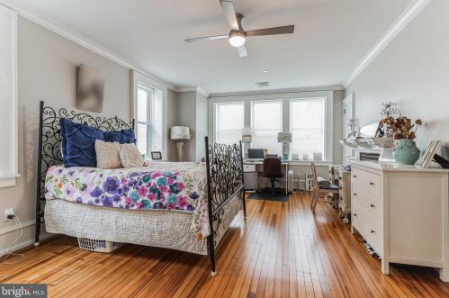 2126 Locust St, Philadelphia PA  19103-4843 exterior