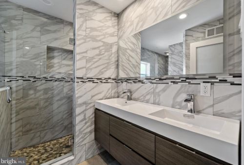 1839 Gerritt St, Philadelphia PA 19146-4629 exterior