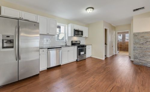 54 Crystal Ave, Springfield MA 01108-1722 exterior