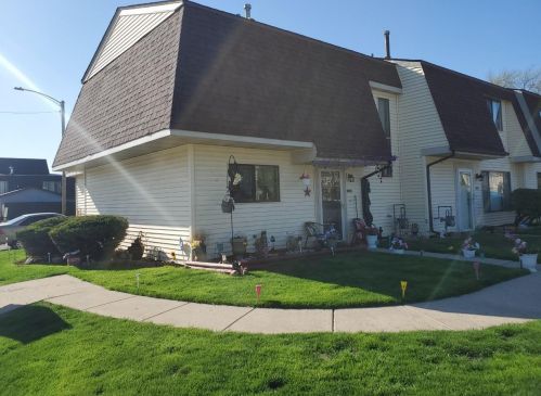 6056 Virginia St, Gary, IN 46410-3040