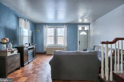 134 Cherry St, Slatington PA 18080-2005 exterior