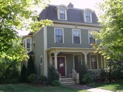 55 Prescott St, Newton, MA 02460-1718