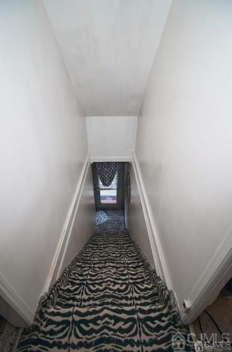 1610 Oak Tree Rd, Iselin NJ 08830-1540 exterior