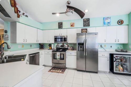 7713 Ahoy Ave, Naples FL 34109-7647 exterior