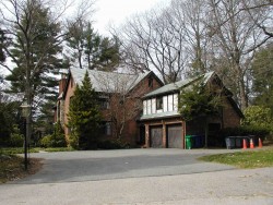 55 Exeter St, Newton, MA 02465-2808