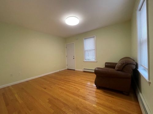 64 Penn St, Quincy MA  02169-7505 exterior