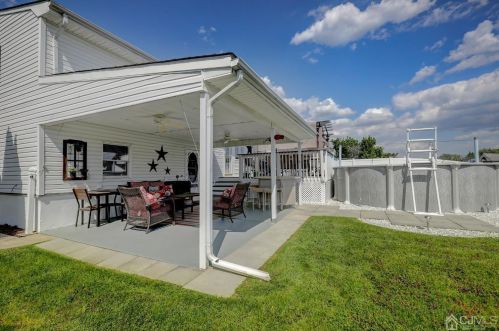 31 Karl Dr, Old Bridge NJ 08857-2525 exterior