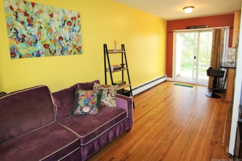 56 Saddle Rd, Norwalk CT 06851-3131 exterior