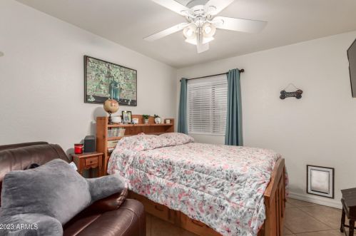 13246 25 Ln, Phoenix AZ 85029-1444 exterior