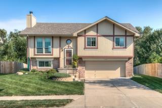 15106 Rock Creek Dr, Omaha, NE 68138-3380