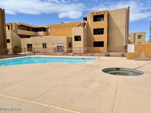 1810 Blacklidge Dr, Tucson AZ 85719-2772 exterior