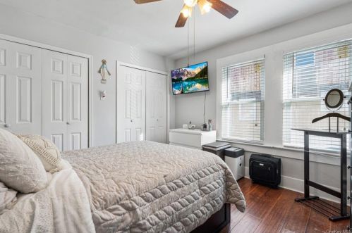 12 Elm St, Middletown NY 10940-6103 exterior