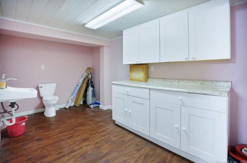 36 Betty Rd, Enfield CT 06082-2623 exterior