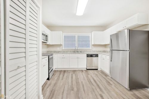 2540 Cascade Rd, Atlanta GA  30311-3228 exterior