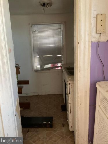 734 58 St, Philadelphia PA 19143-2432 exterior