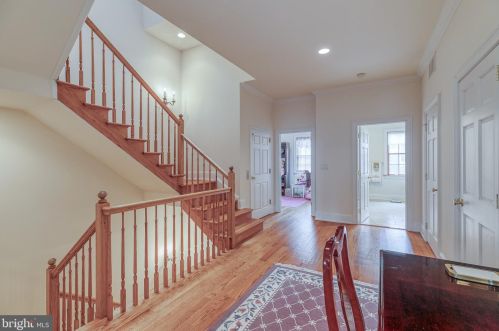 124 Bainbridge St, Philadelphia PA 19147-1866 exterior