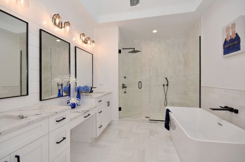 4841 Oakley Ave, Chicago IL 60659-5208 exterior