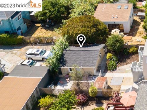 1898 Harmon St, Berkeley CA 94703-2415 exterior