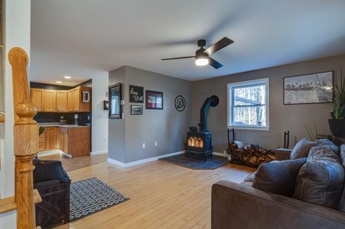 162 Lakeside Oaks Dr, Barrington NH 03825-3334 exterior