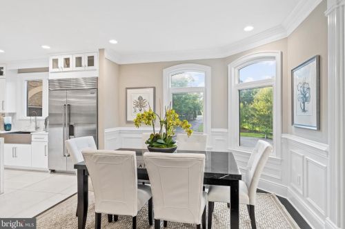 1645 Kirby Rd, Mc Lean VA  22101-3240 exterior