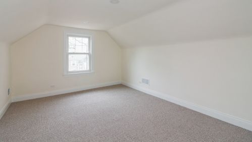 5040 Melvina Ave, Chicago IL 60646-1123 exterior