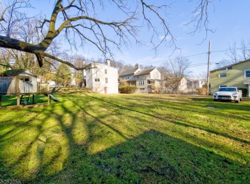 35 Main St, Clinton NJ 08809-1250 exterior