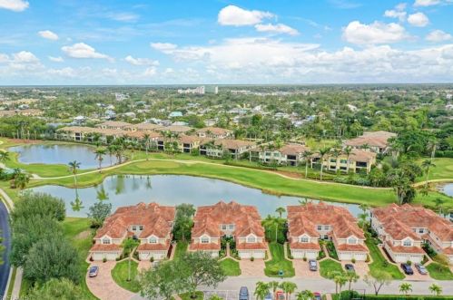 3584 Windjammer Cir, Naples FL 34112-4268 exterior