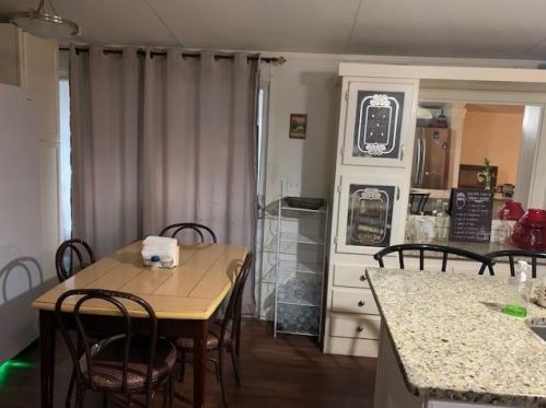 6921 Bennett Ave, Austin TX 78752-3204 exterior