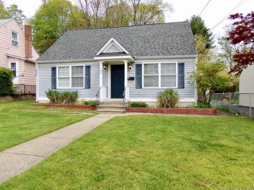 82 Hatch St, New Britain, CT 06053-2535