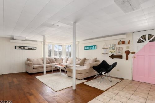 39 Cliffside Trl, Parsippany NJ 07834-2008 exterior