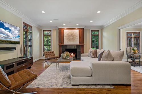 5300 Deloache Ave, Dallas TX  75220-2216 exterior