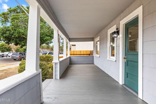 603 E St, Oxnard, CA 93030-6914