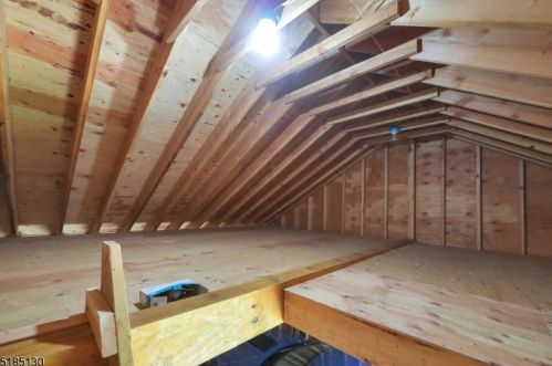 384 Morrissee Ave, Paterson NJ 07508-1311 exterior