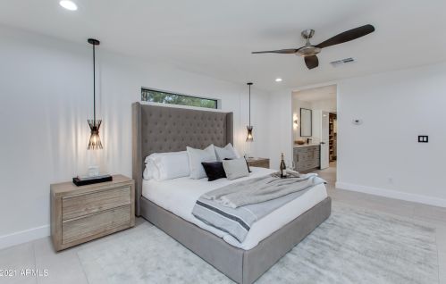 9919 47th Pl, Phoenix AZ  85028-4242 exterior