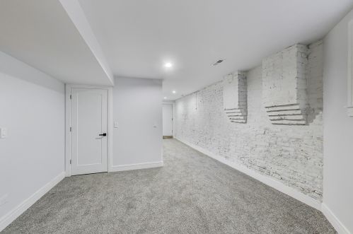 2255 Monroe St, Chicago IL  60612-2936 exterior