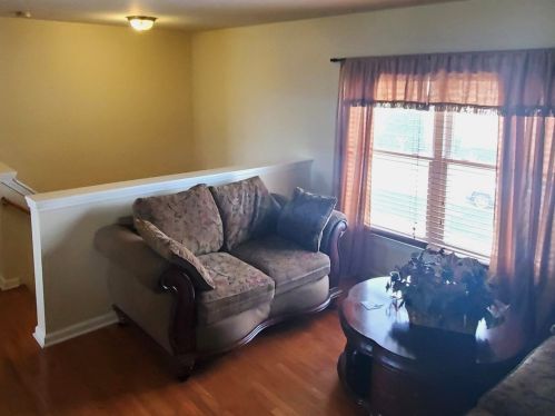 1218 Maywood Dr, Broadview IL 60153-1879 exterior