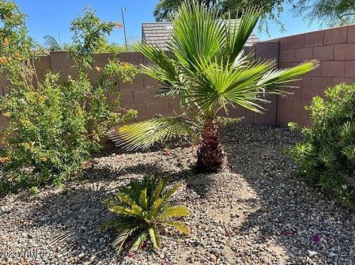 27218 24th Dr, Phoenix AZ  85085-8733 exterior