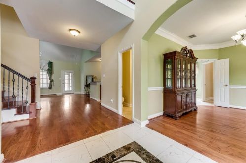 1205 Cedar Valley Dr, Irving TX  75063-4414 exterior