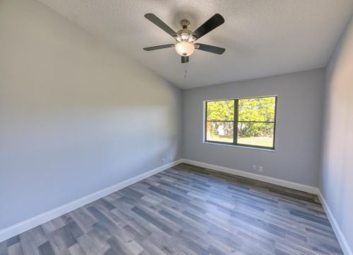 9147 Bedford Dr, Boca Raton FL 33434-5512 exterior