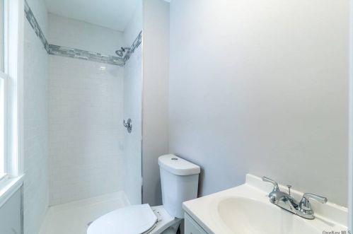 15 17 St, Huntington Station NY 11746-2913 exterior