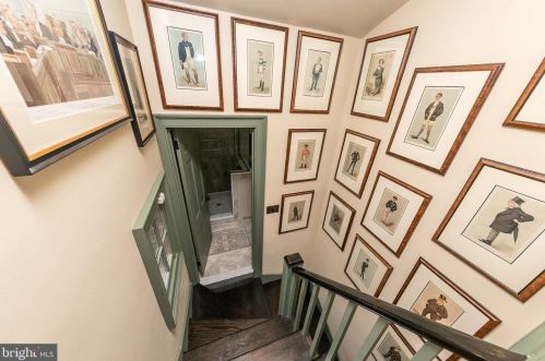 302 2nd St, Philadelphia PA 19148-1945 exterior