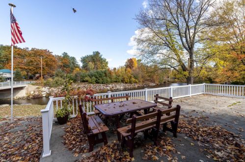 1 Fowler St, Concord NH 03303-1808 exterior