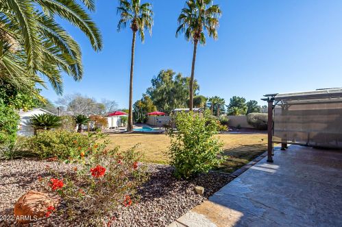 1700 Park Ave, Chandler AZ  85225-1687 exterior