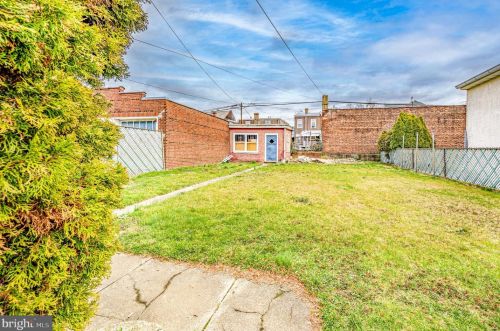 5435 American St, Philadelphia PA 19140-5726 exterior