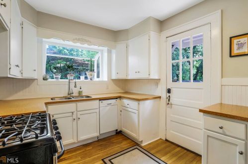 1062 Gilbert St, Atlanta GA  30316-2566 exterior