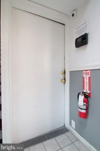 1144 4 St, Philadelphia PA 19133-3208 exterior