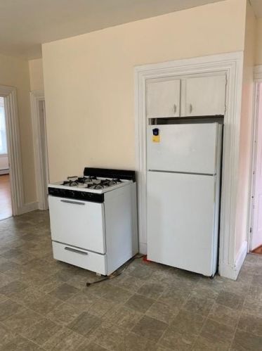 167 Transit St, Providence RI 02906-1023 exterior